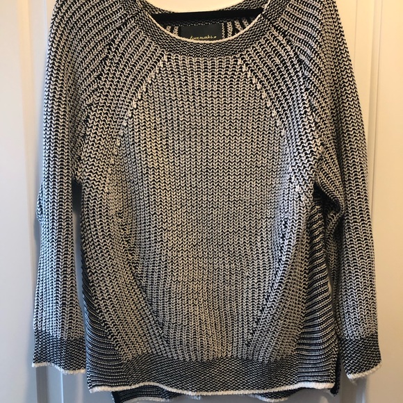 Black and White Sweater - Picture 1 of 2